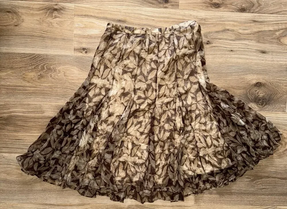 Lafayette 148 New York brown floral 100% silk skirt - size 10